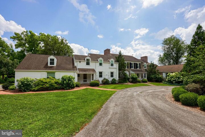5720 Colonial Valley Road  Spring Grove PA 17362 photo