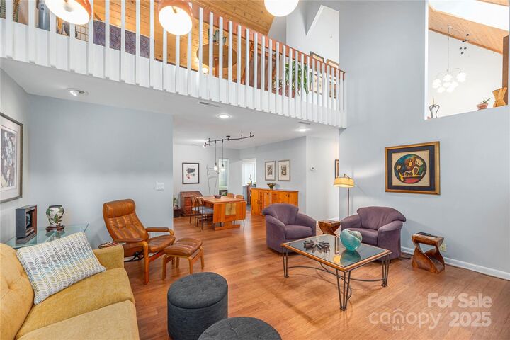 Property Photo: 2 Stuart Circle NC 28804