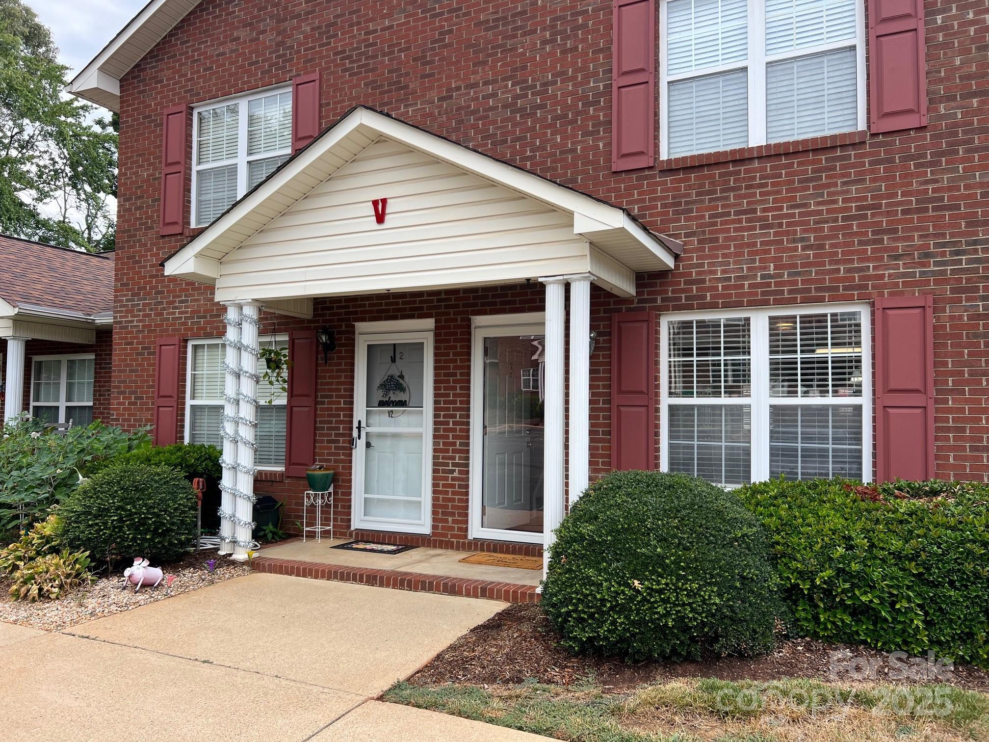 Property Photo: 102 Brandywine Drive NE NC 28613