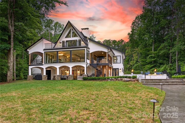 Property Photo: 7508 Bankhead Road NC 28037