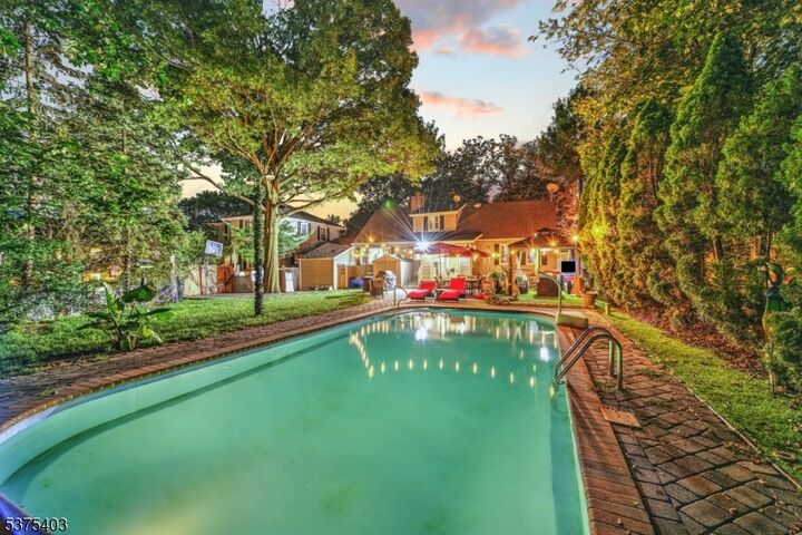 Property Photo: 181 Lakeview Ave NJ 07605