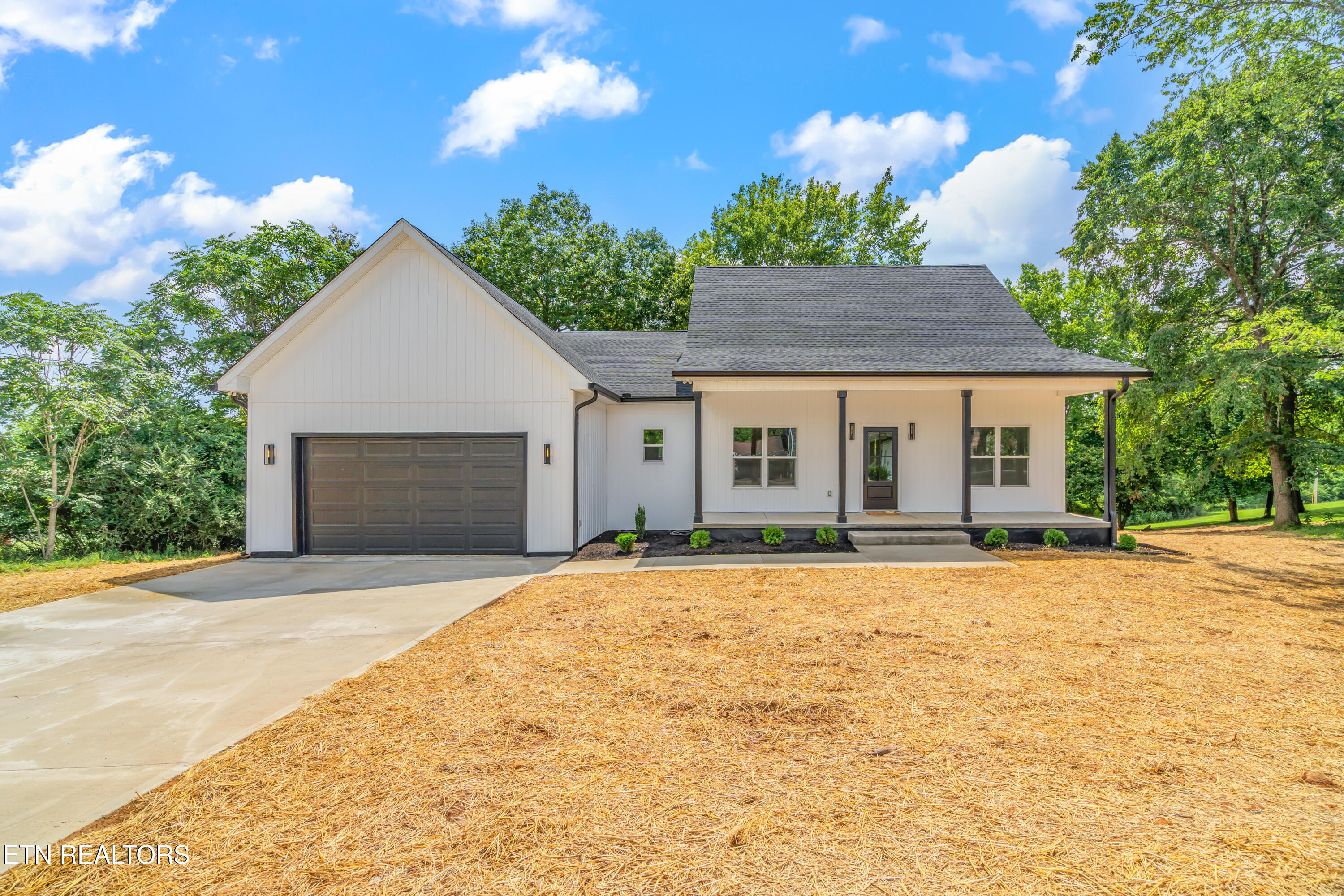 Property Photo: 209 Ponderosa Drive TN 37763