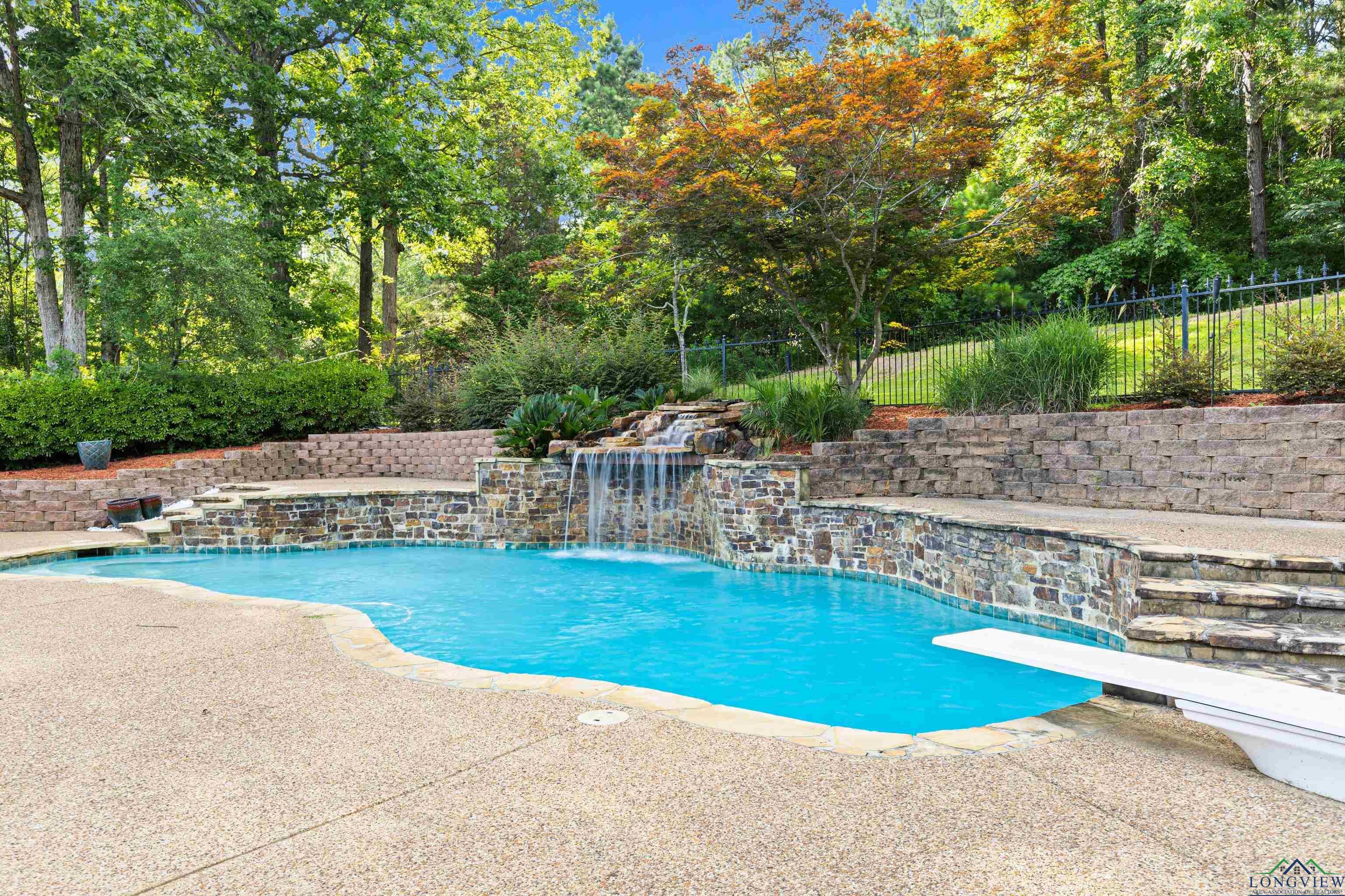 Property Photo: 3201 Crenshaw Street TX 75605