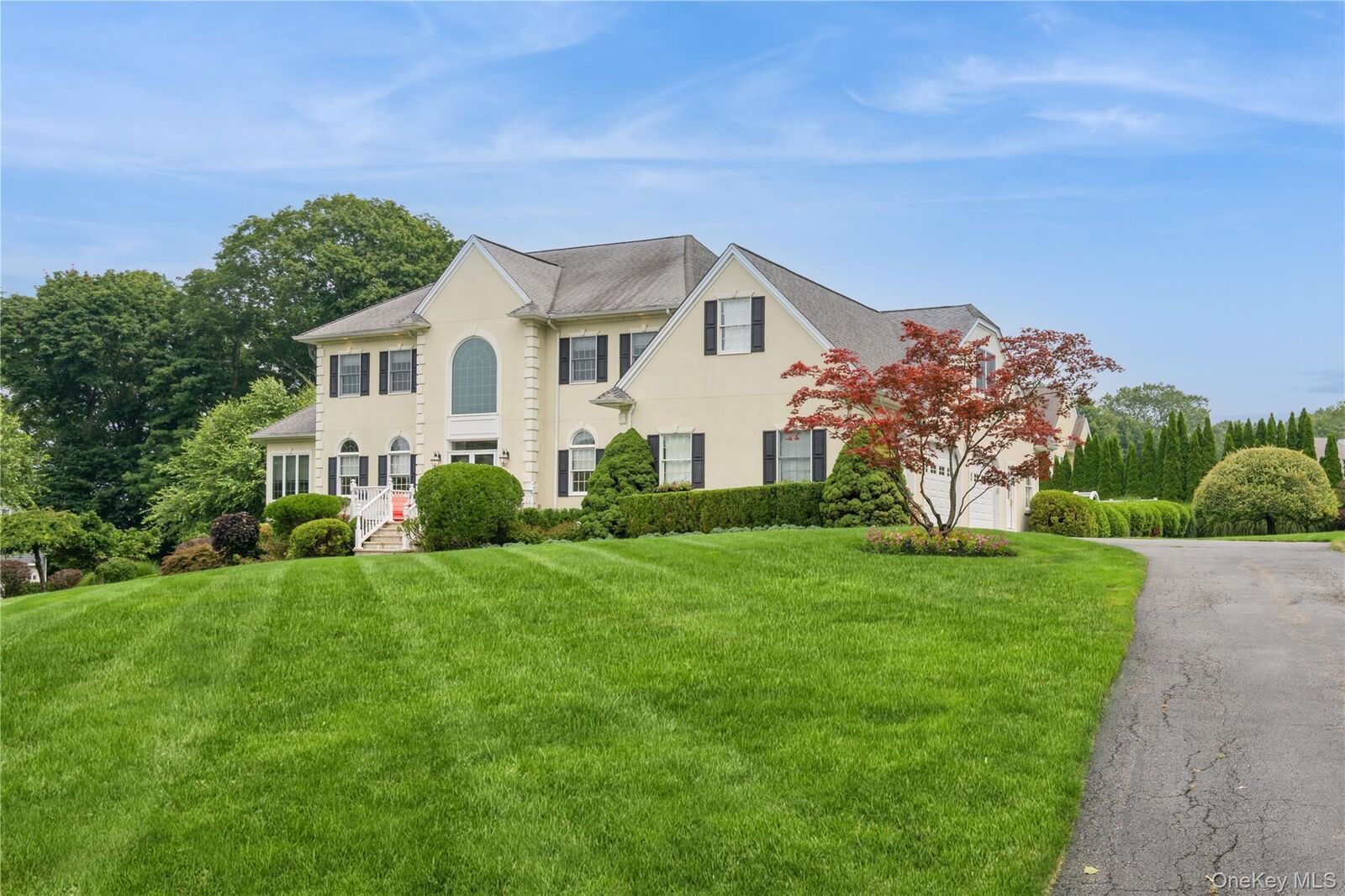 Property Photo: 90 Majestic Ridge NY 10512