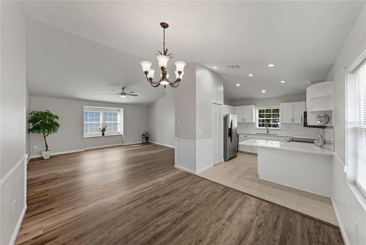 Property Photo: 7602 S Sherrill Street FL 33616