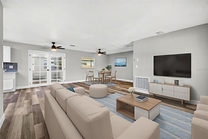 Property Photo: 6965 21st Street N FL 33702