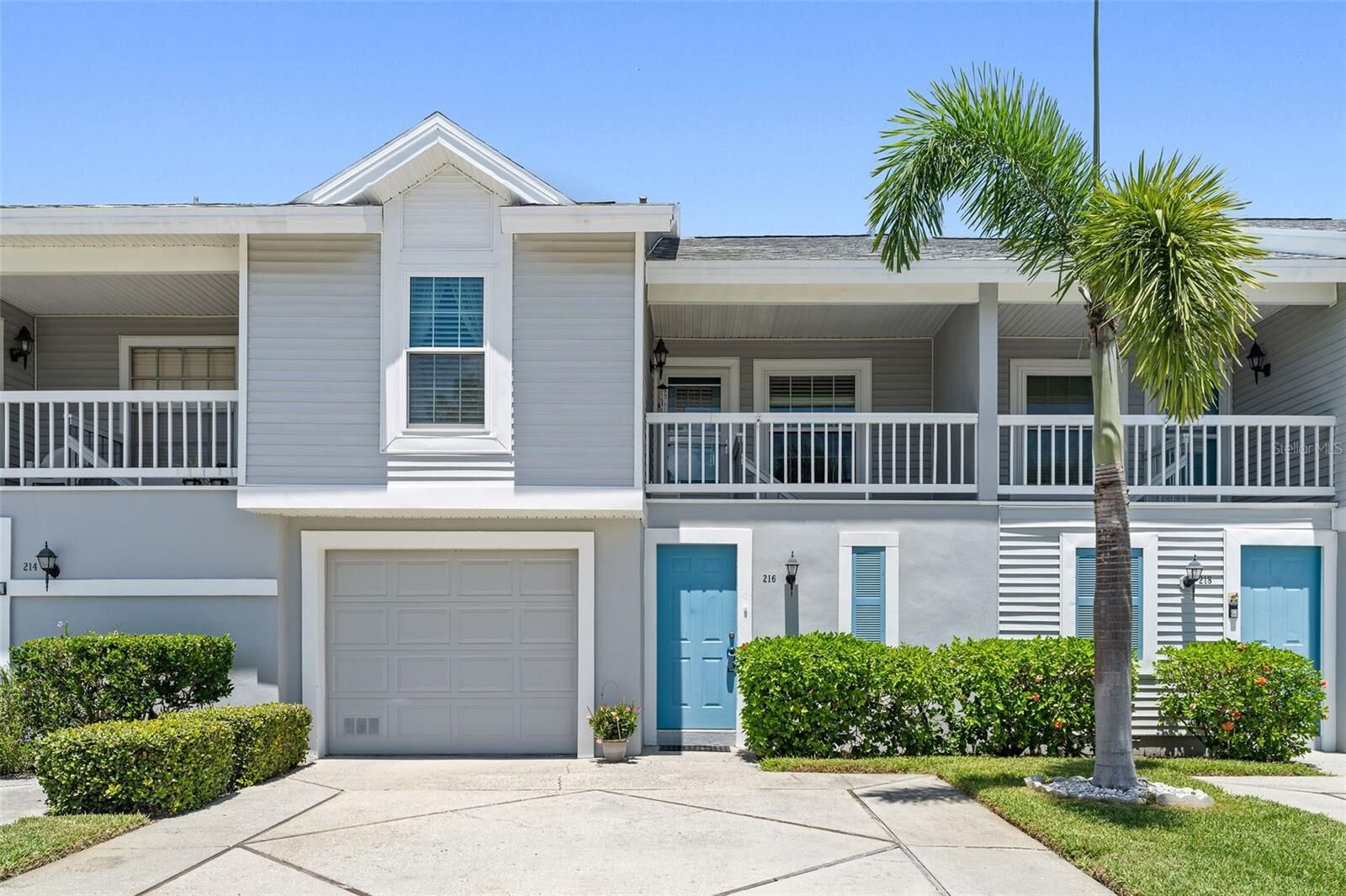 Property Photo:  216 Bounty Court  FL 33706 