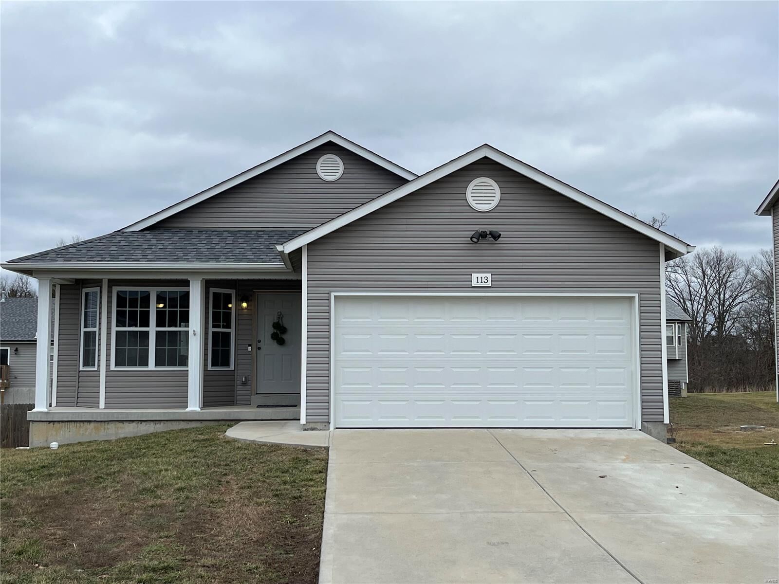 Property Photo: 113 Waterfall Way MO 63070