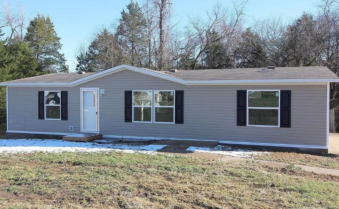 Property Photo: 1950 Erin Drive MO 63028