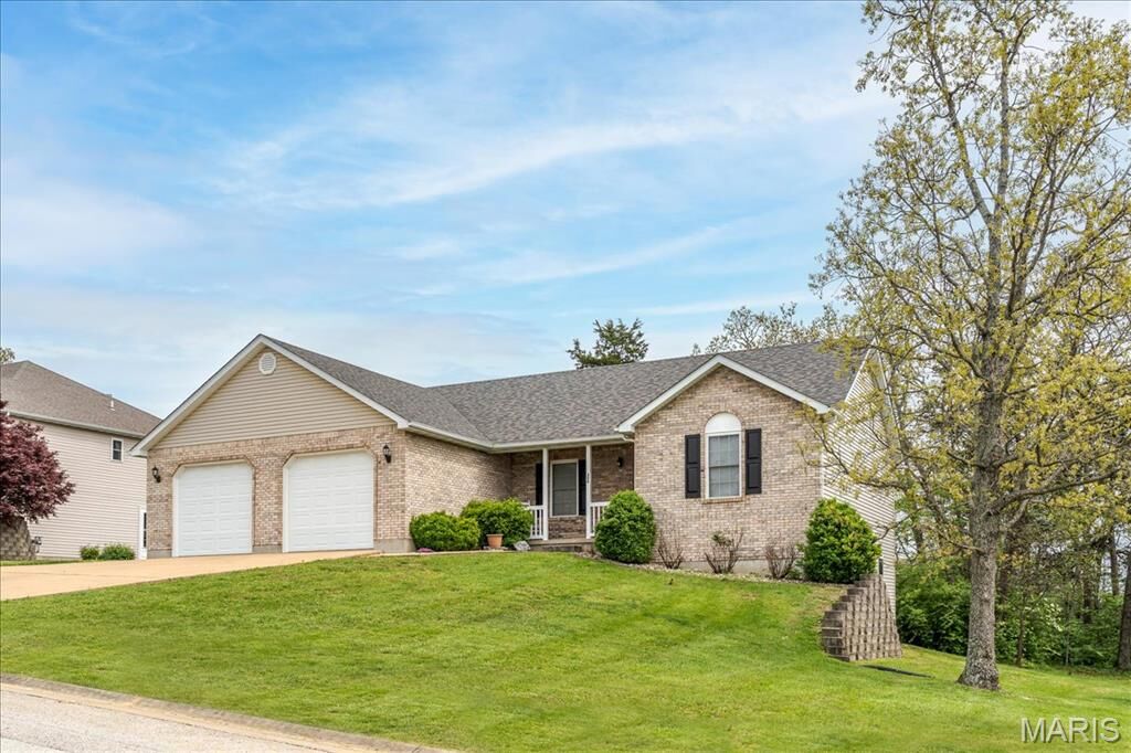 Property Photo: 306 Christopher Place MO 63084