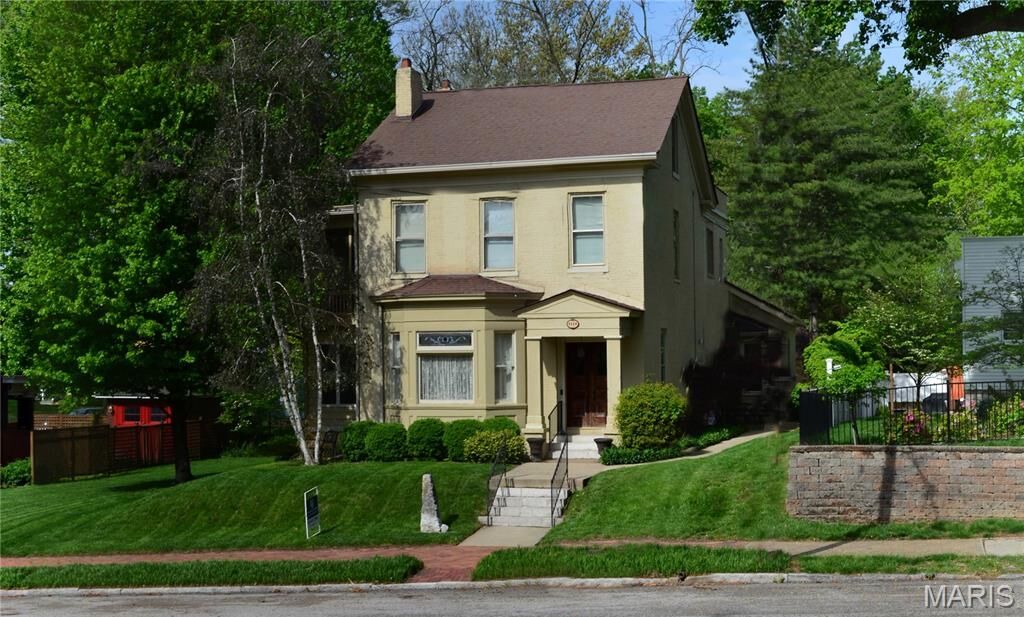Property Photo: 1114 Henry Street IL 62002