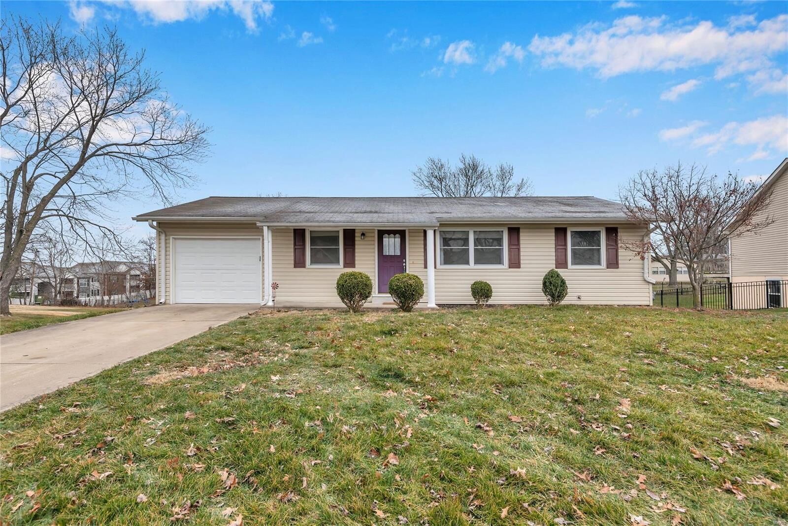 Property Photo: 6 Queen Circle MO 63366
