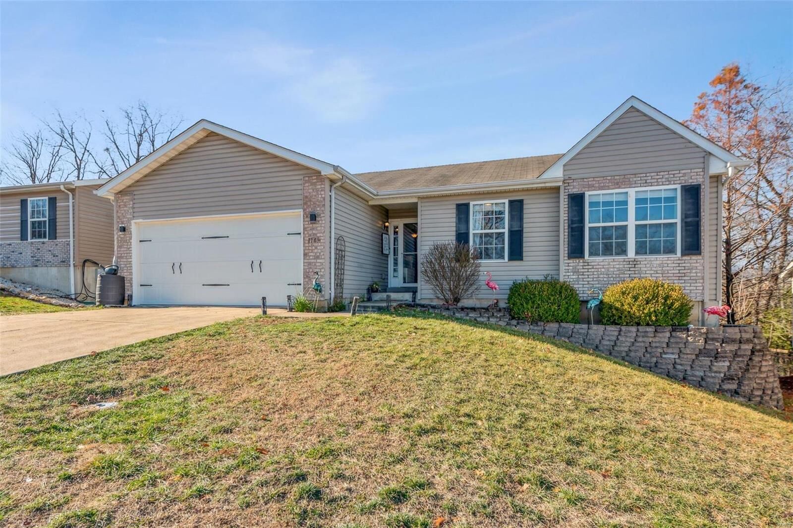 Property Photo: 1749 Twelve Oaks Place MO 63070