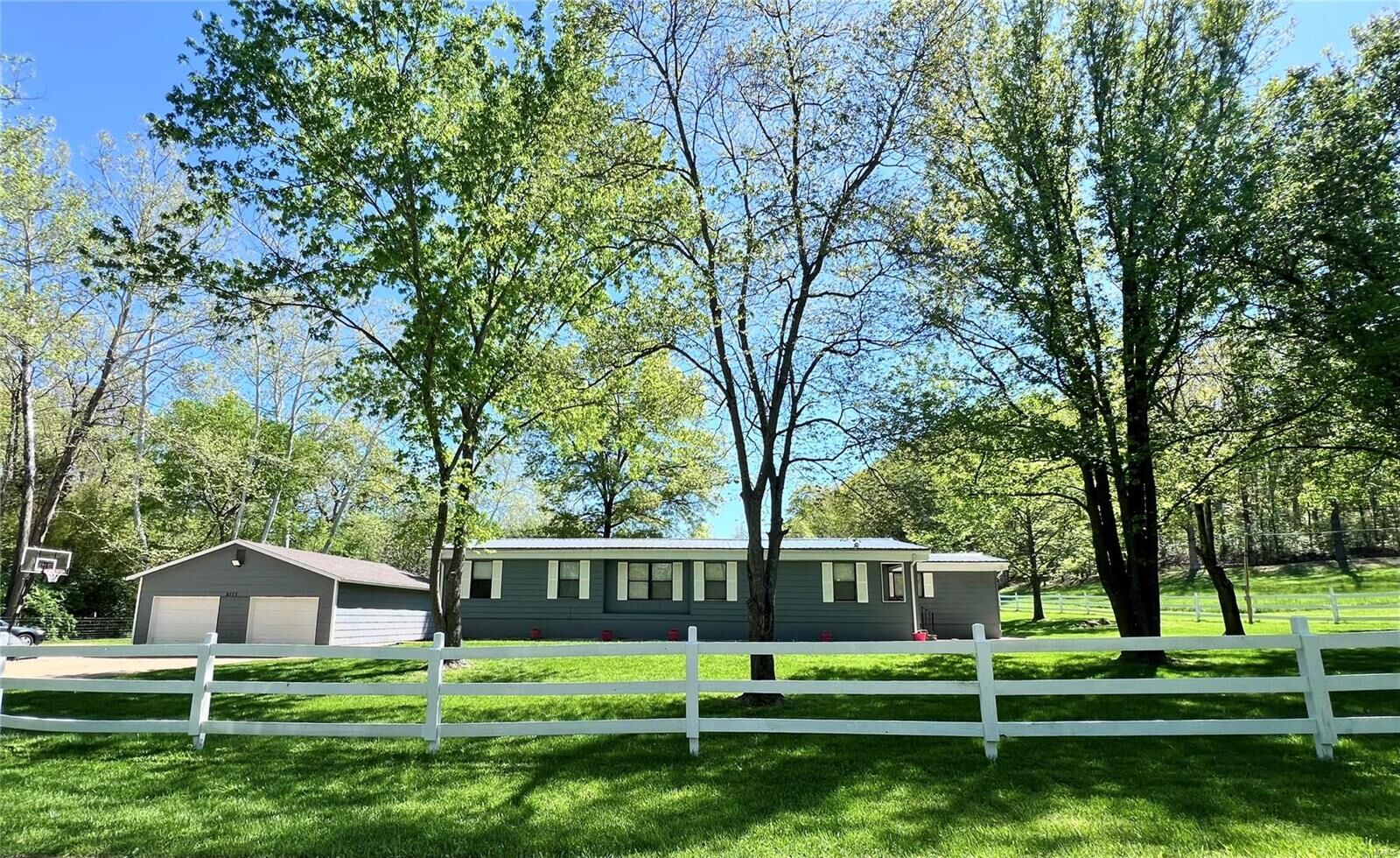 Property Photo: 8115 Graham Rd MO 63016