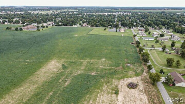 Property Photo: 304 Seabiscuit Drive MO 63801