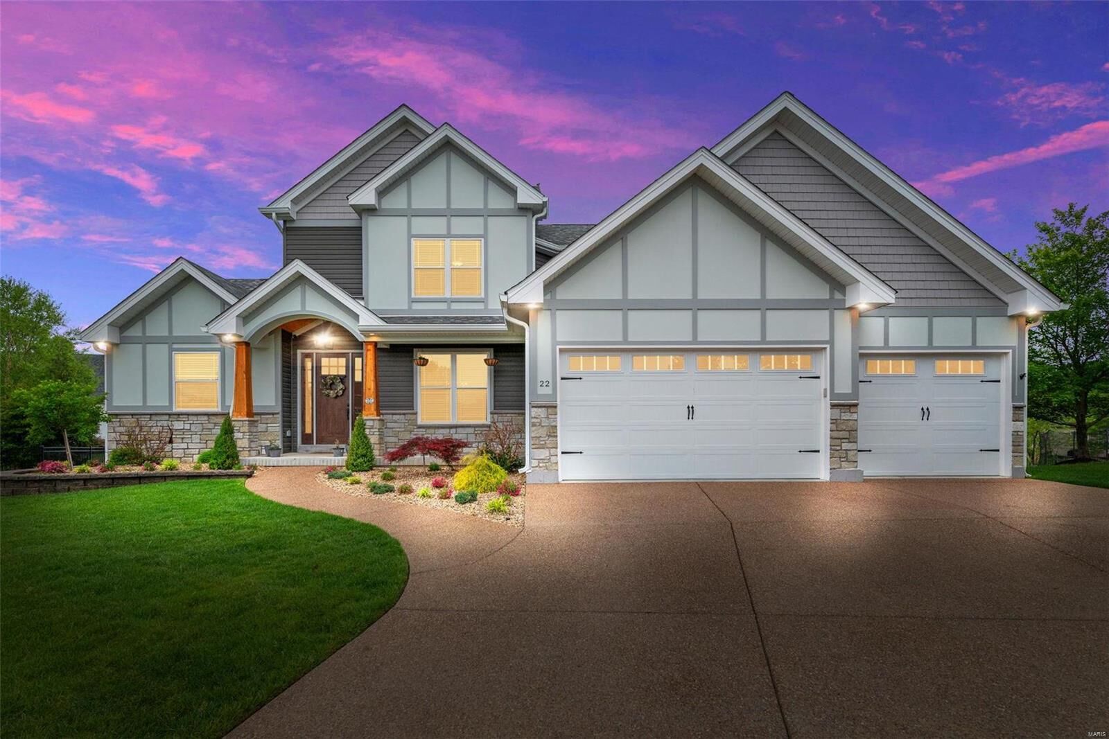 Property Photo: 22 Hampton Lane Court MO 63385