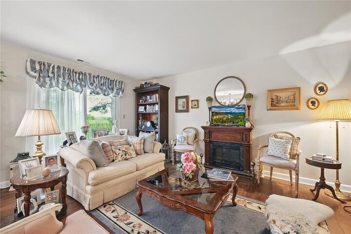 Property Photo: 4339 Sunridge Drive C MO 63125