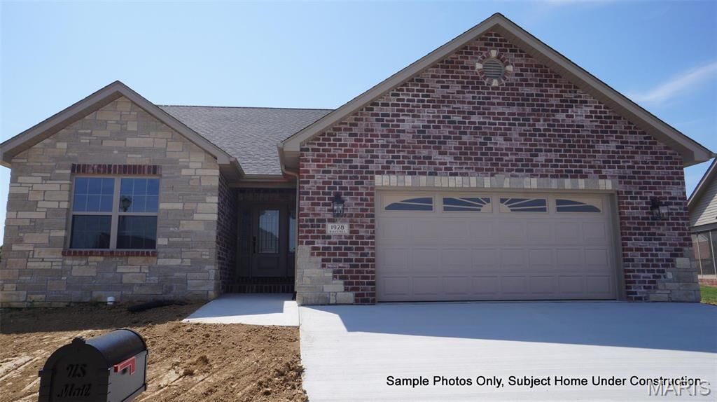 Property Photo:  2028 Ravenel  IL 62226 