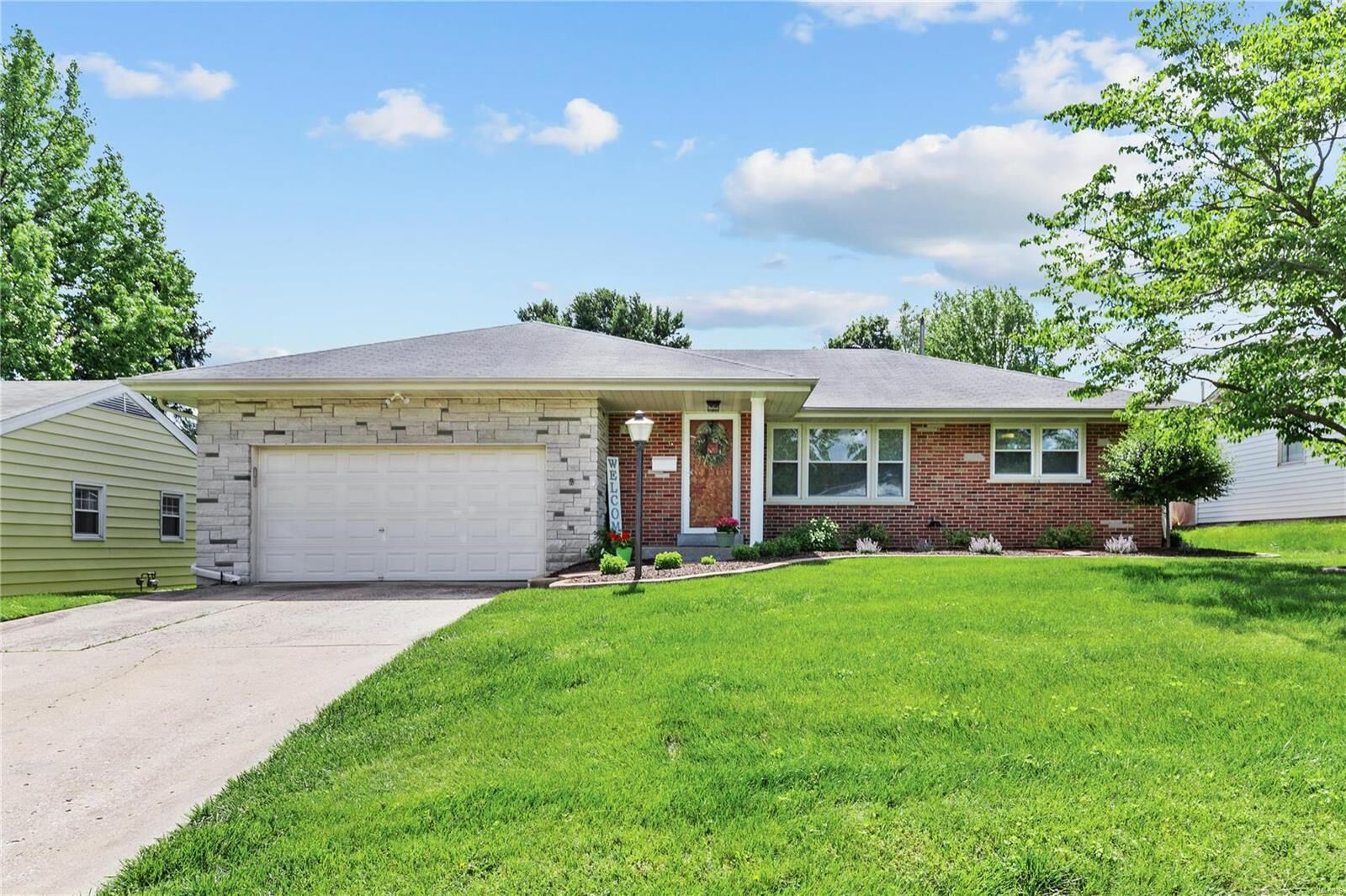 Property Photo: 2617 Sibley Street MO 63301