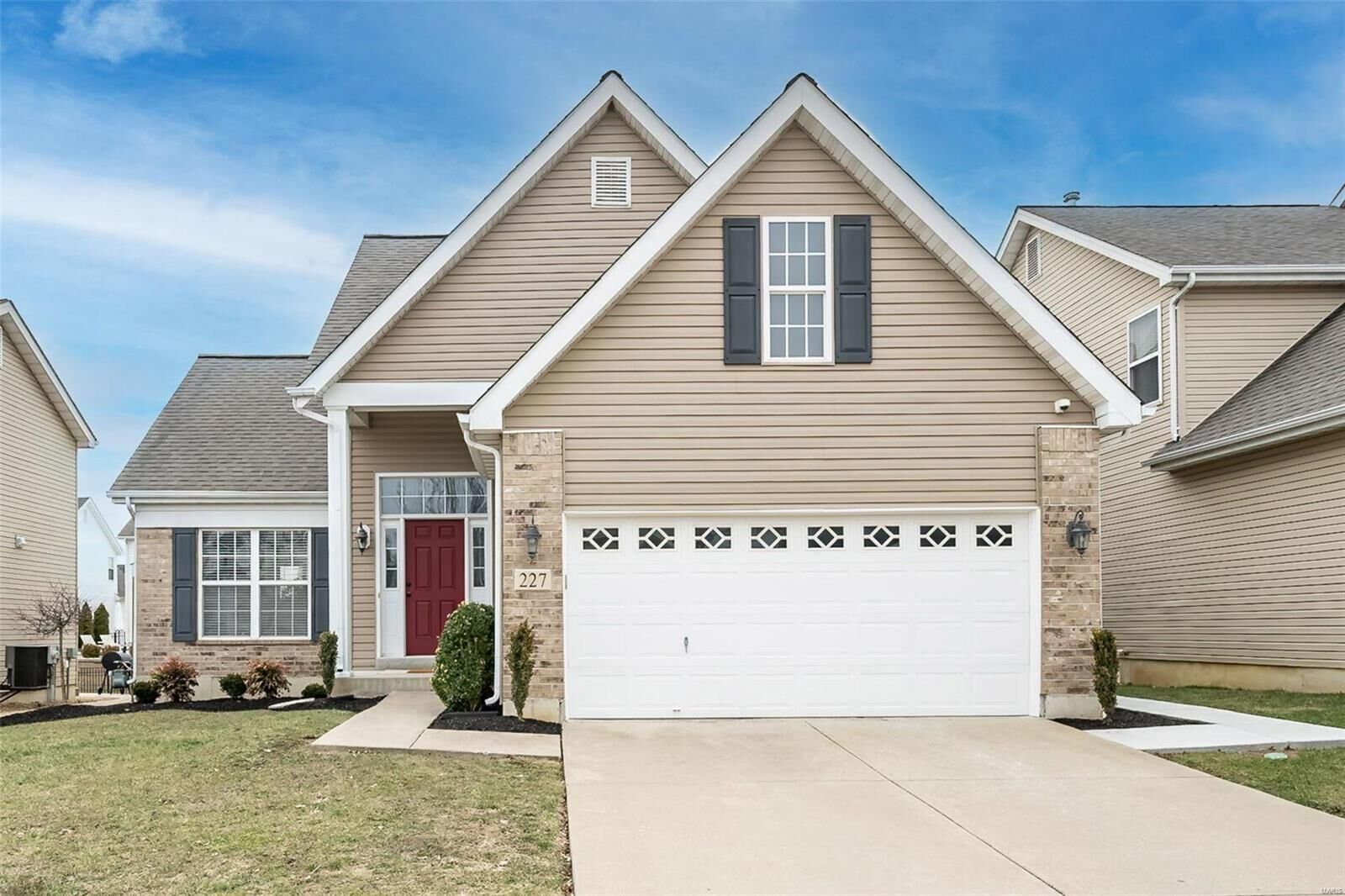 Property Photo:  227 Greengate Drive  MO 63367 