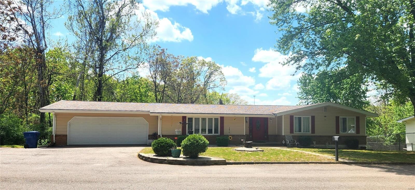 Property Photo: 4754 Lambrich Lane MO 63051