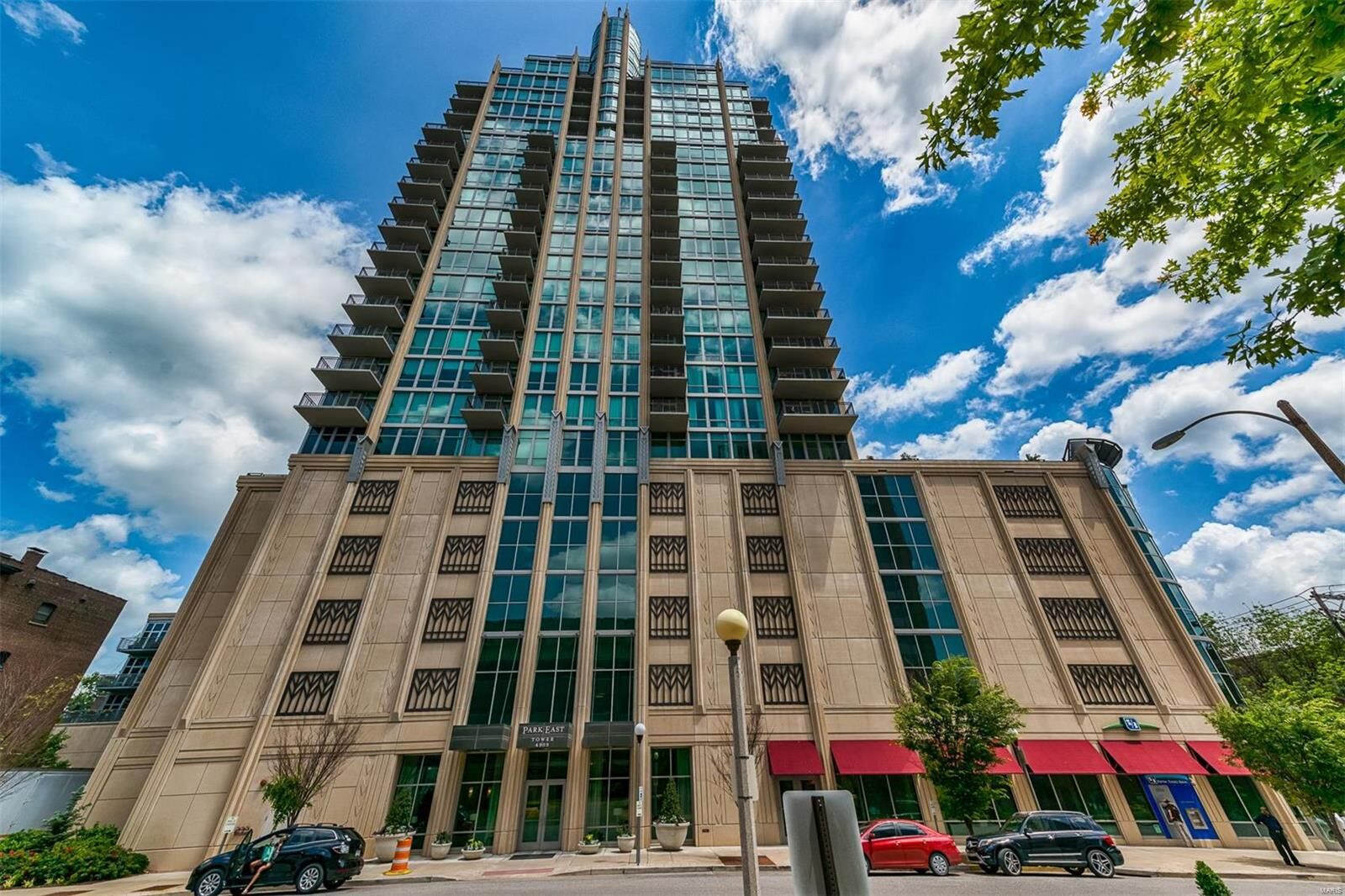 Property Photo:  4909 Laclede Avenue 1106  MO 63108 