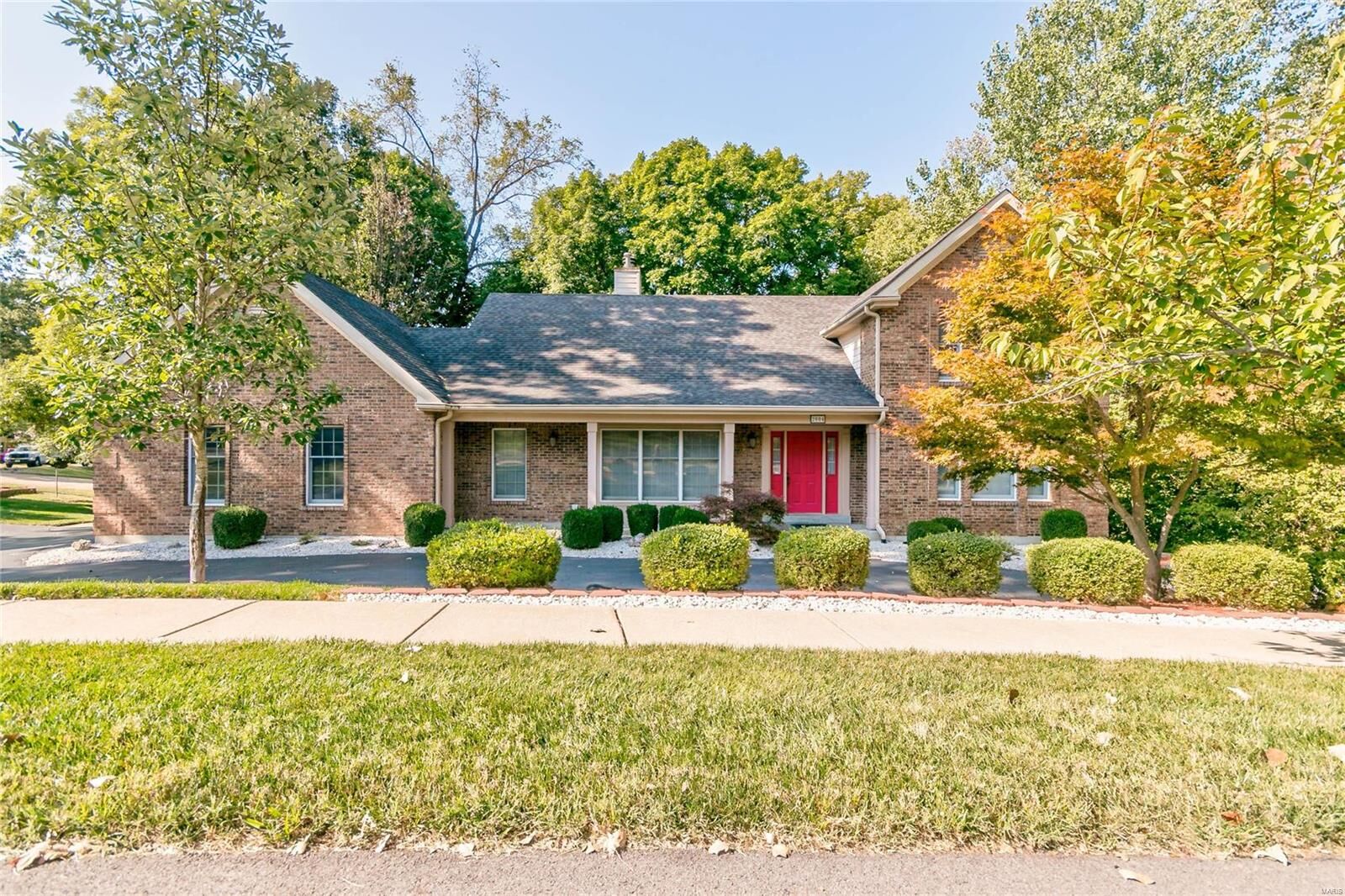 Property Photo: 2004 La Chelle Drive MO 63146
