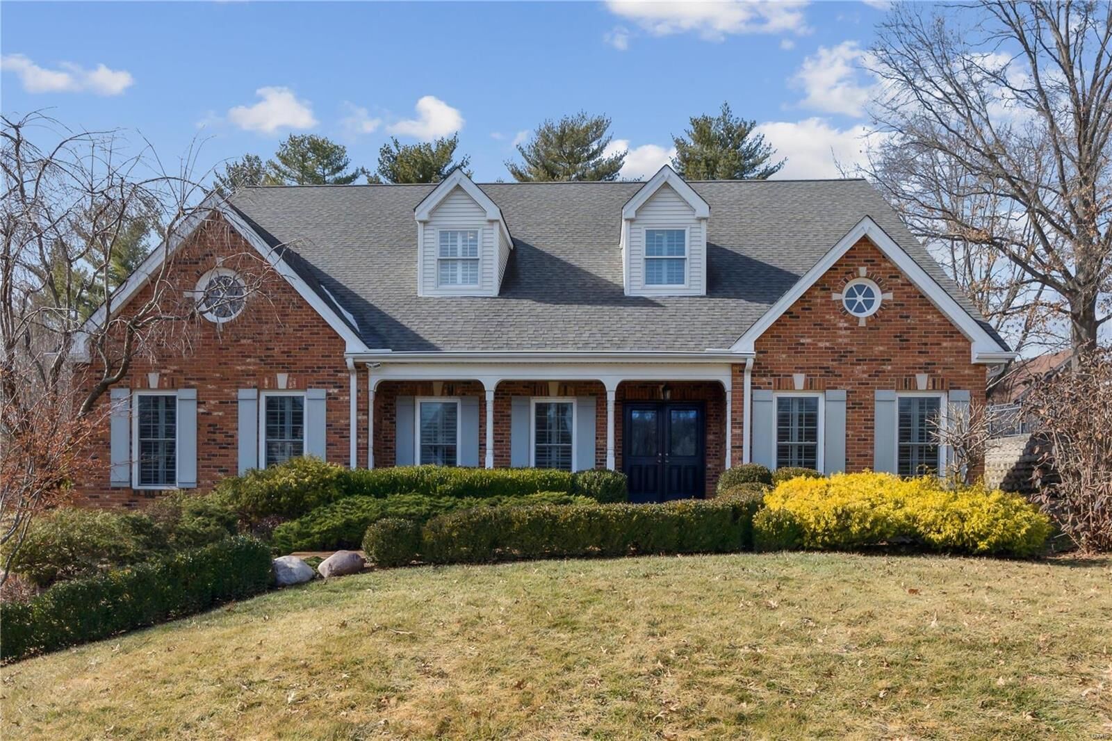 Property Photo: 2118 Pinecrest Manor Lane MO 63122