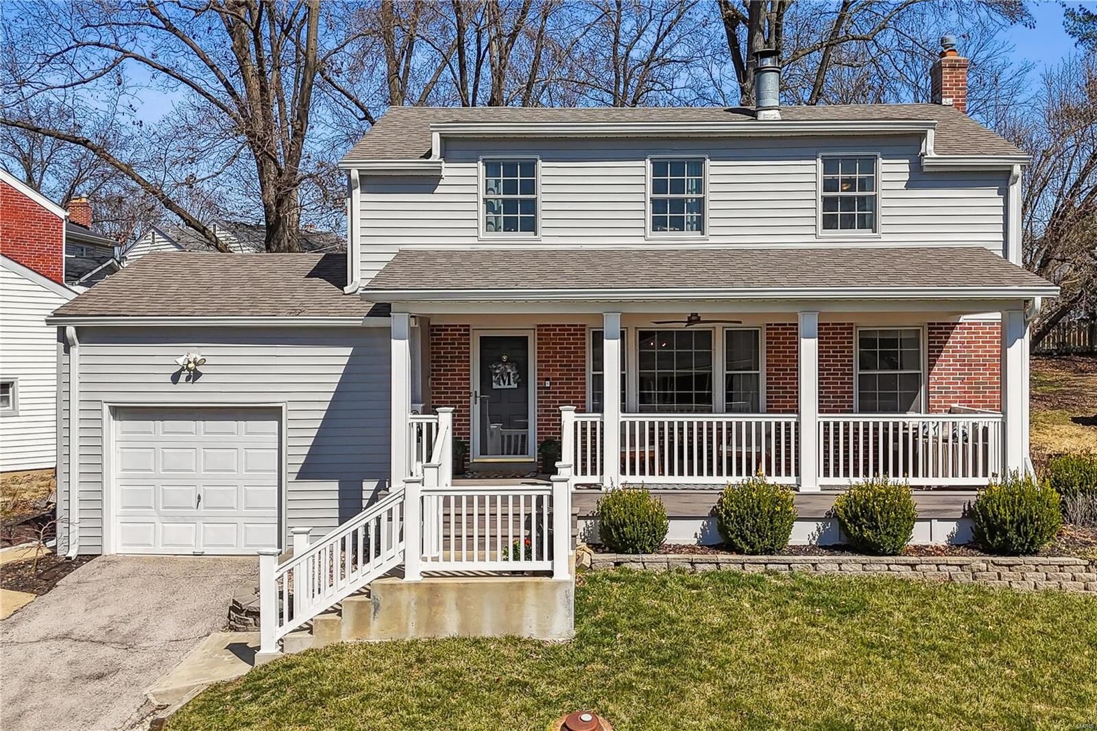 Property Photo: 82 Heatherbrook Lane MO 63122
