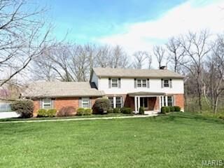 Property Photo: 12511 Conway Holmes Circle MO 63141