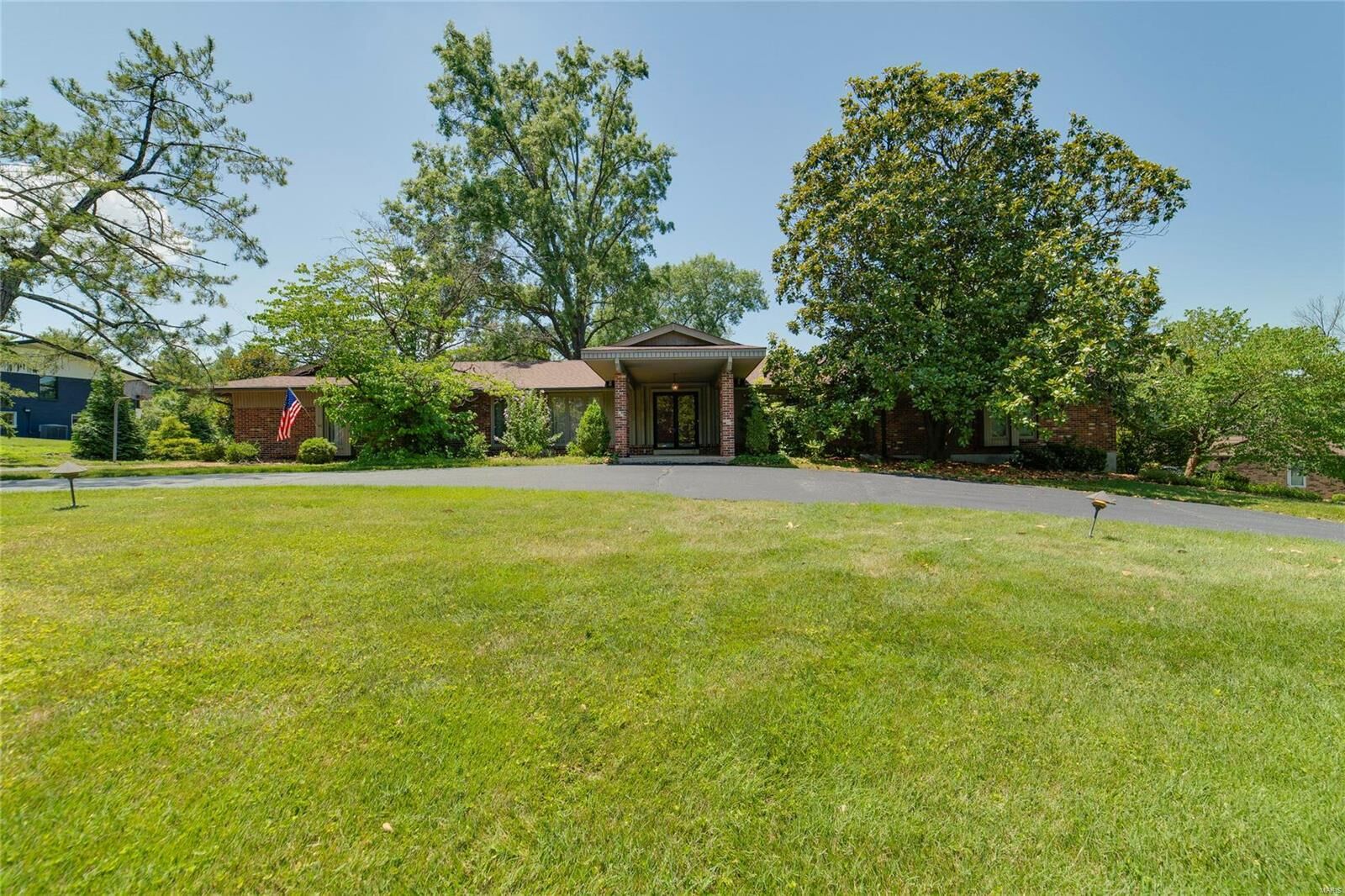 Property Photo: 347 Pebble Acres Drive MO 63141