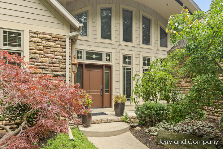 Property Photo: 16941 Shore Oaks East Lane MI 49424