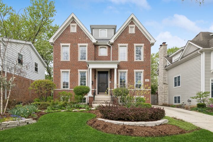 840 S Madison Street  Hinsdale IL 60521 photo