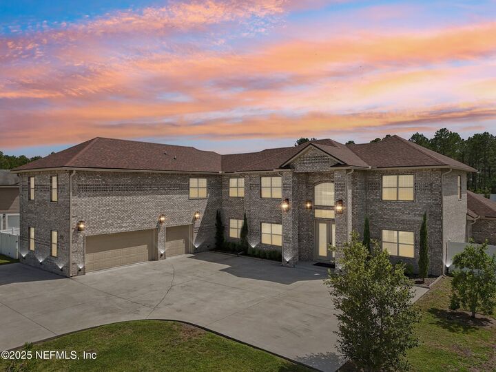 Property Photo:  10114 Fair Hill Court  FL 32219 
