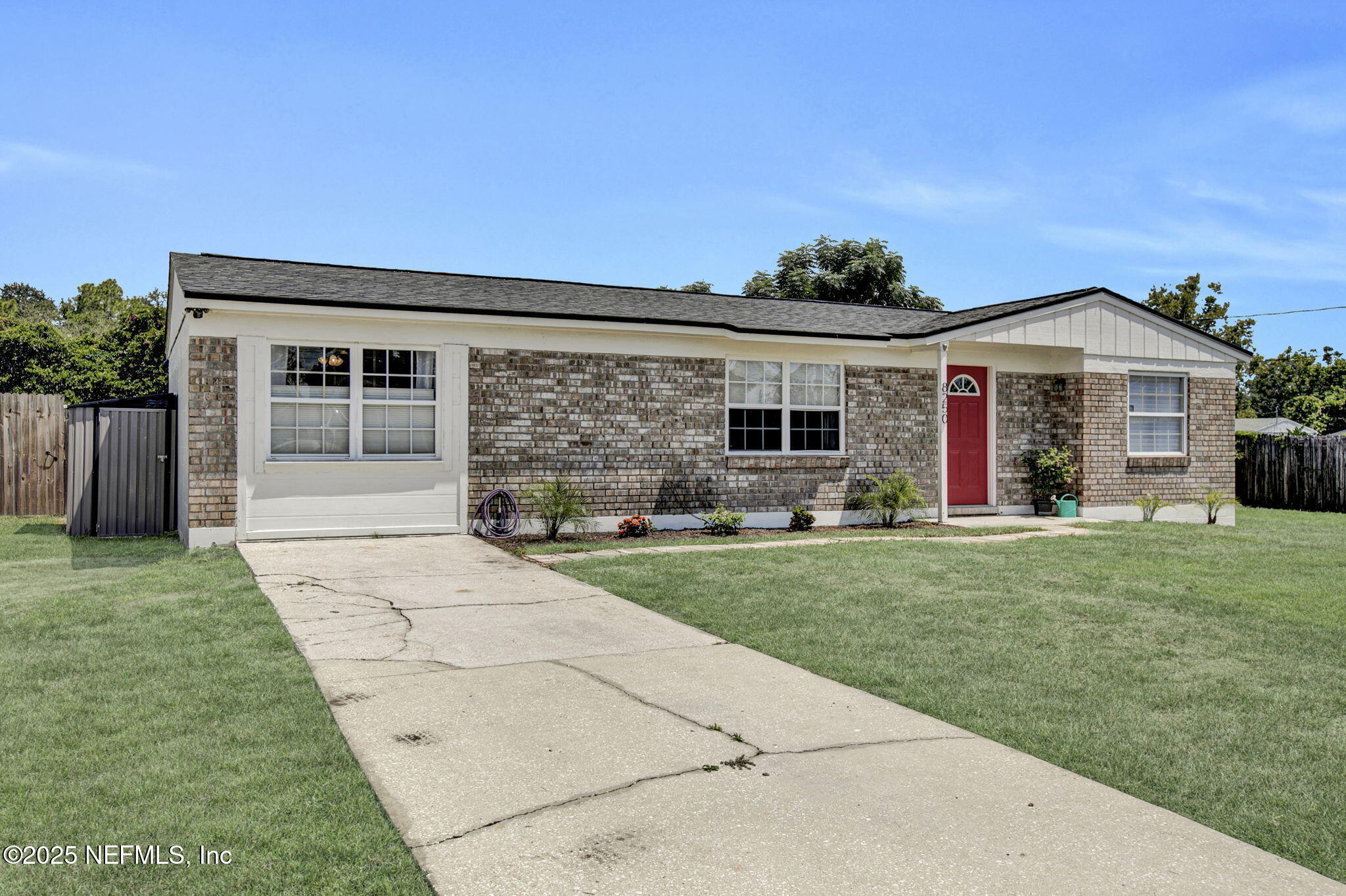 Property Photo: 8250 Springer Court FL 32244
