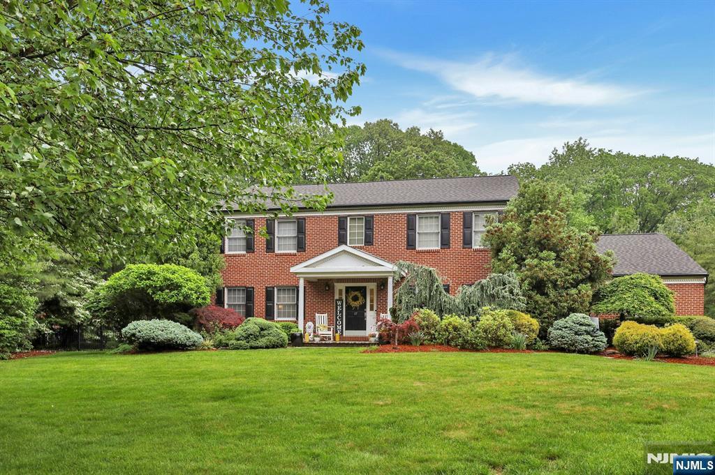 Property Photo:  11 Katharina Place  NJ 07676 