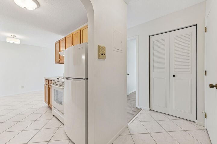Property Photo:  7320 York Avenue S 208-2  MN 55435 