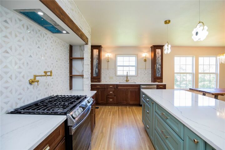 Property Photo:  17052 Robinson Road  AR 72761 