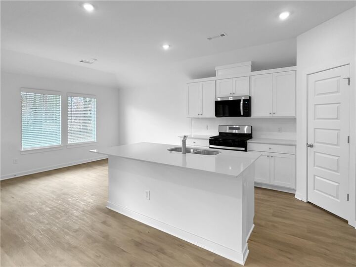 Property Photo: 201 Ratliff Avenue AR 72751