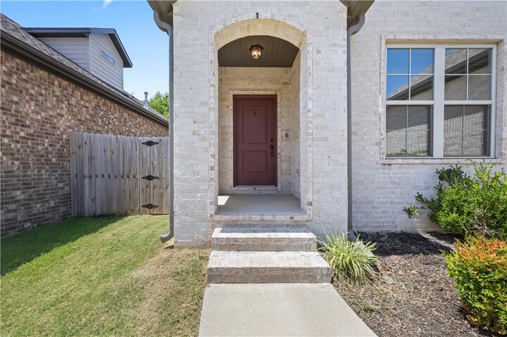 Property Photo: 1318 Park Street AR 72745