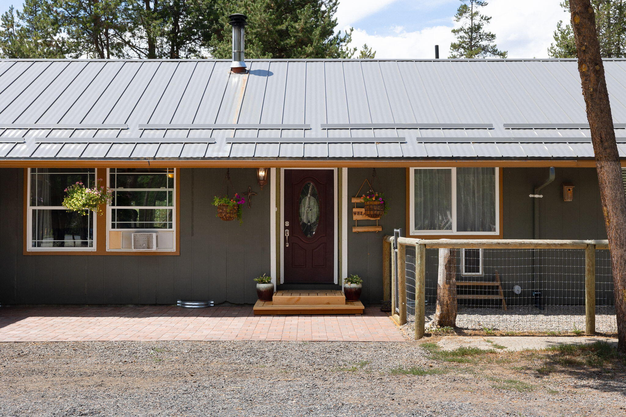 Property Photo:  52575 Ammon Road  OR 97739 