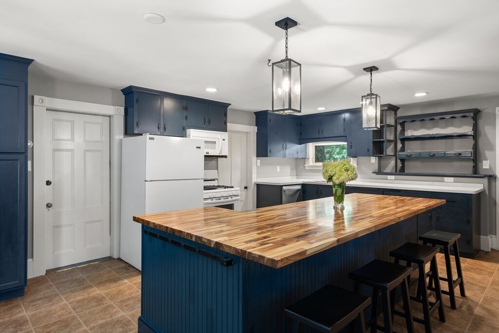 Property Photo:  459 Mill St  MA 02738 