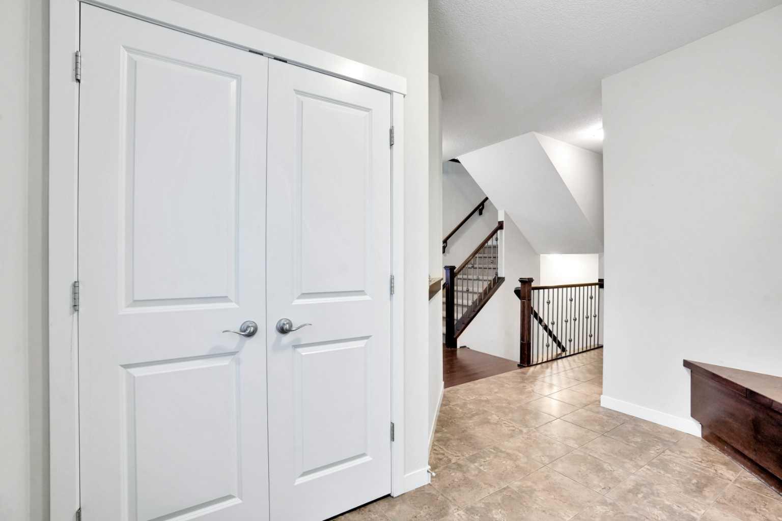 Photo de la propriété:  16 Silverado Skies Lane SW  AB T2X 0J7 