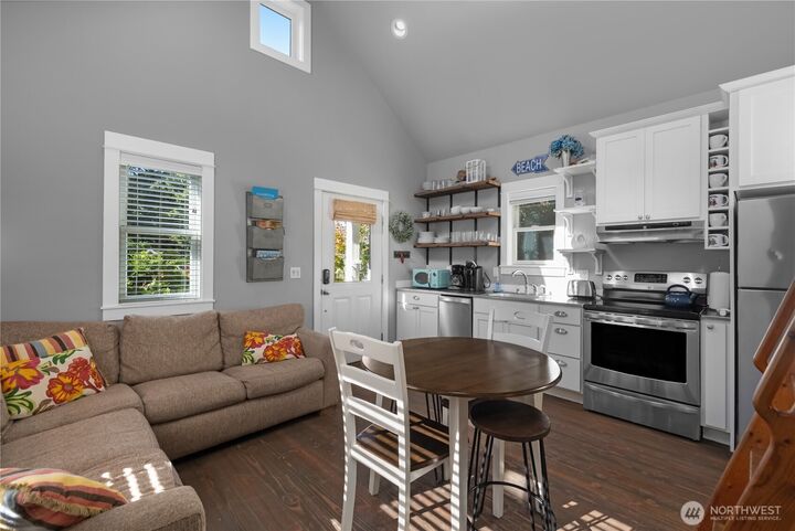 Property Photo:  47  Beach Cabin Lane  WA 98571 