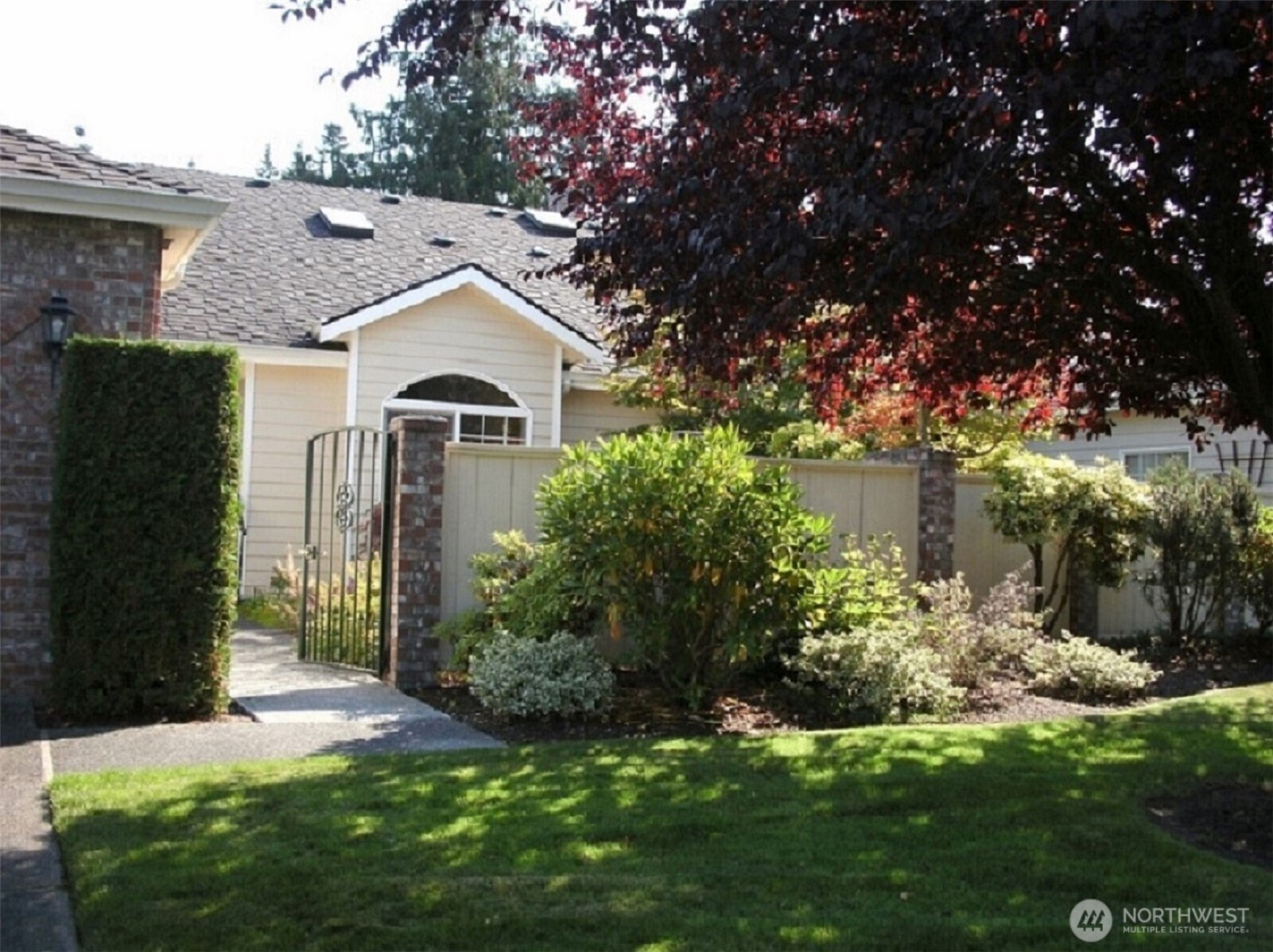 Property Photo: 201 Foursome Drive WA 98382