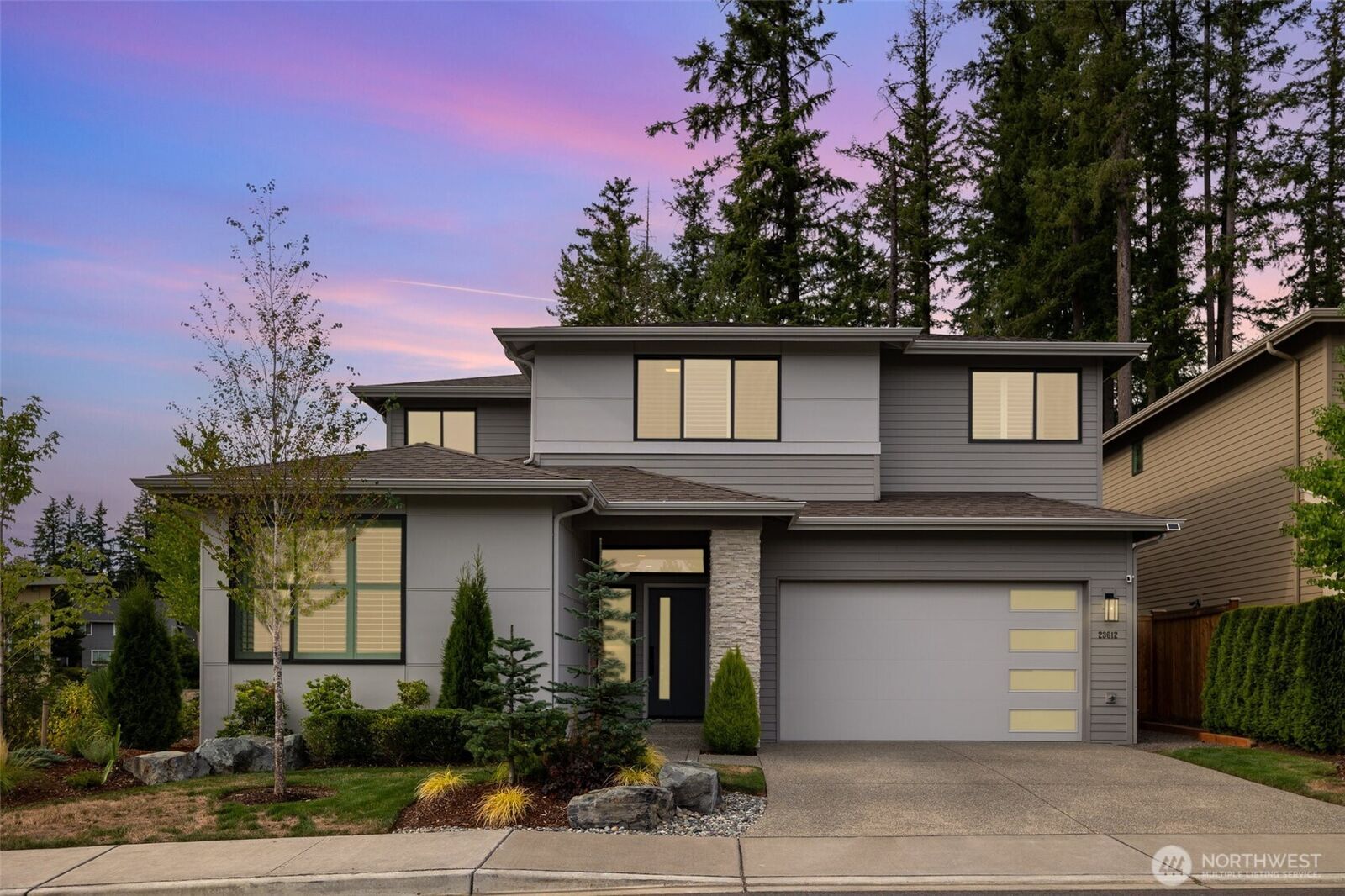 Property Photo:  23612 SE 35th Court  WA 98029 