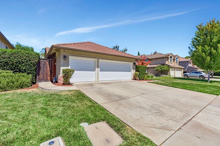 Property Photo:  15202 Monticello Way  CA 95037 