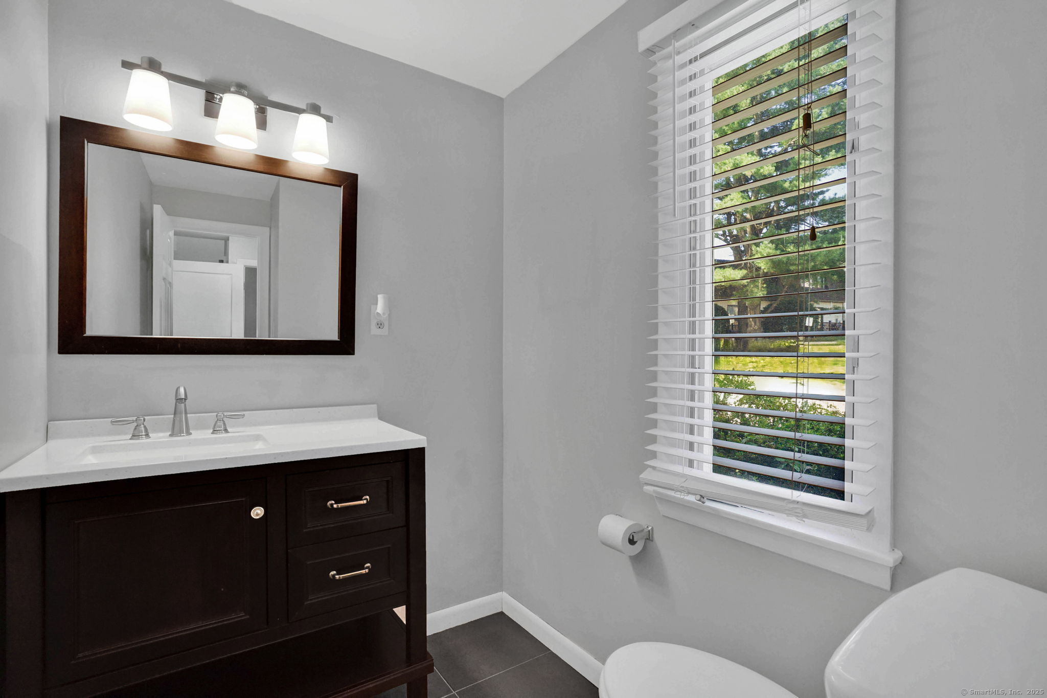Property Photo:  91 Spring Lane 91  CT 06078 