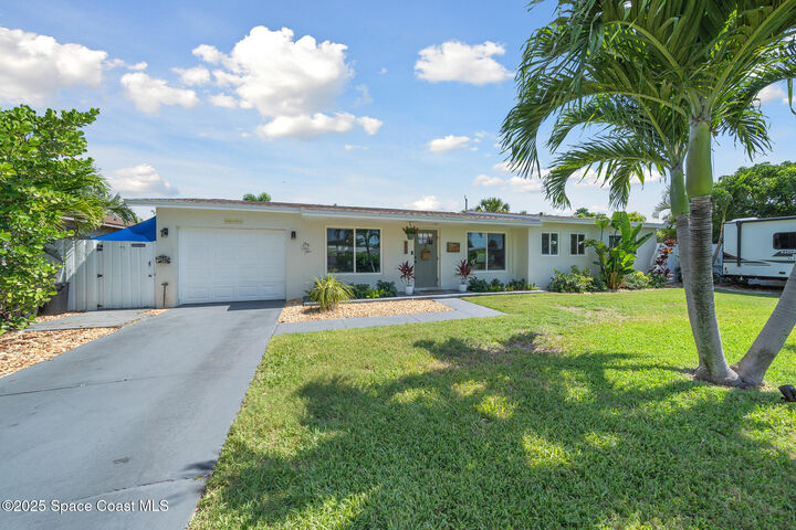 Property Photo:  153 Clairbourne Avenue  FL 32937 