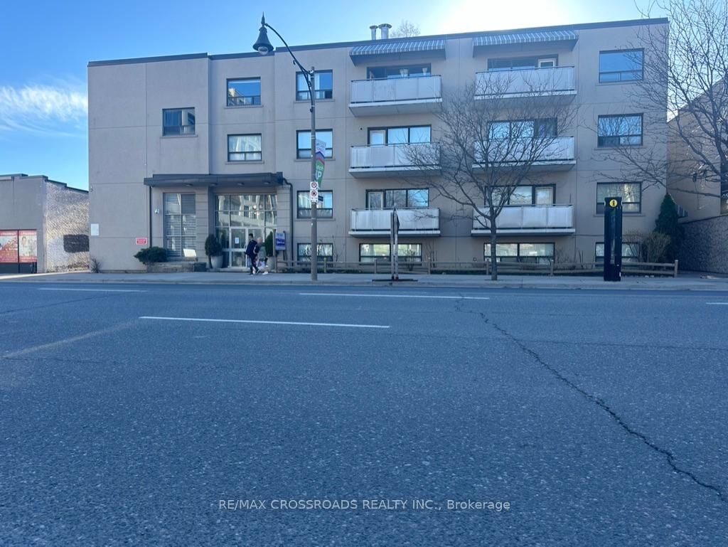 Photo de la propriété: 2770 Yonge Street B05 ON M4N 2J3